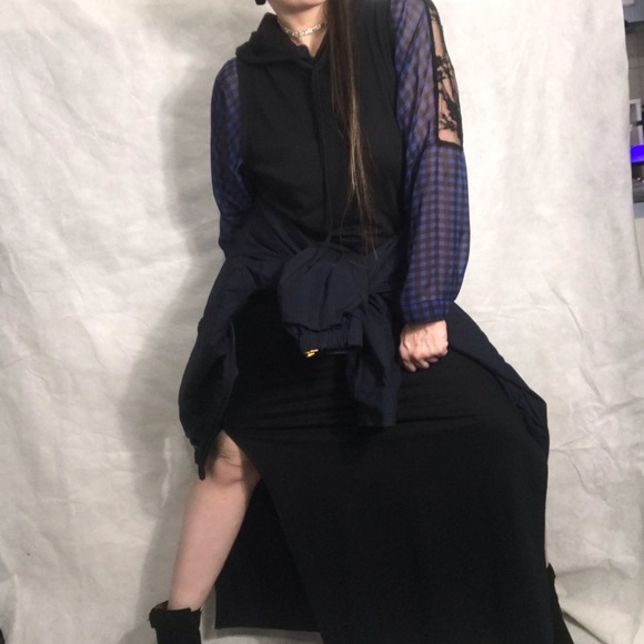 Sheer blk & blu button up w lace back by Eyeshadow - Picture 8 of 8